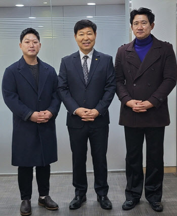 이만수 이사장, 라오스 야구 대표팀에 한국인 지도자 파견