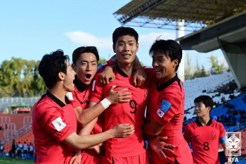 ‘산뜻한 출발’ 김은중호, 프랑스 꺾고 대회 첫 승... ‘이승원 1골 1도움’