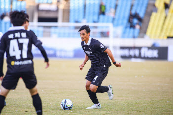 '음주운전 전력' 이상민, AG대표팀서 제외...축구협회 "실수 인정"