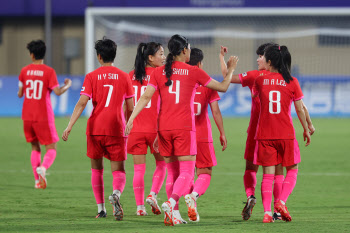 ‘지소연 프리킥 골’ 콜린 벨호, 미얀마에 3-0 완승... 대회 첫 승