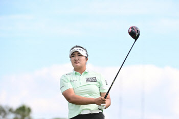 유해란, LPGA 투어 올해의 신인상 확정…릴리아 부는 시즌 4승째