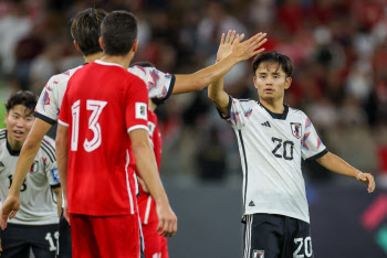 거침없는 일본 축구, 시리아에 5-0 대승...A매치 8연승 행진