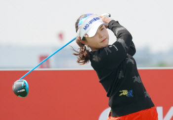 '컷 통과 쯤이야' 송가은, JLPGA 데뷔전 본선진출..안신애는 공동 81위