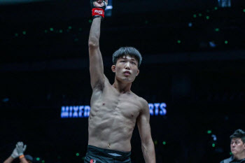 '추성훈 키드' 김규성 "화끈한 KO로 UFC 계약서 따낸다"