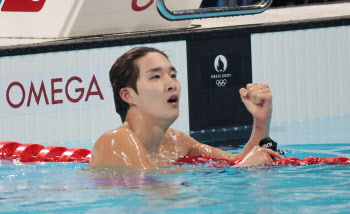 김우민, 男 자유형 400m 동메달...박태환 이후 첫 쾌거