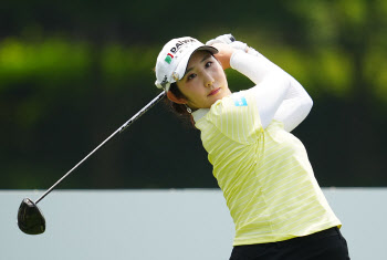 배선우, JLPGA 최종전 공동 7위..4타 줄인 이민영 11위