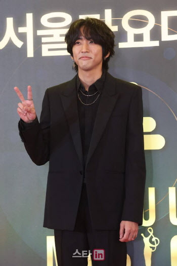 이승윤, 尹 담화에 분노…"계엄 때려 맞은 시민으로서 거북해"