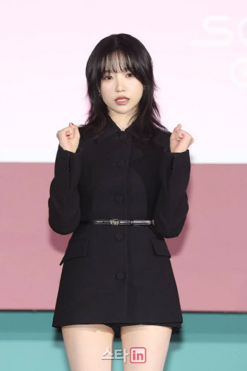 '오겜2' 조유리, '마스크걸' 감독 신작 출연?…"'버라이어티' 논의 중"