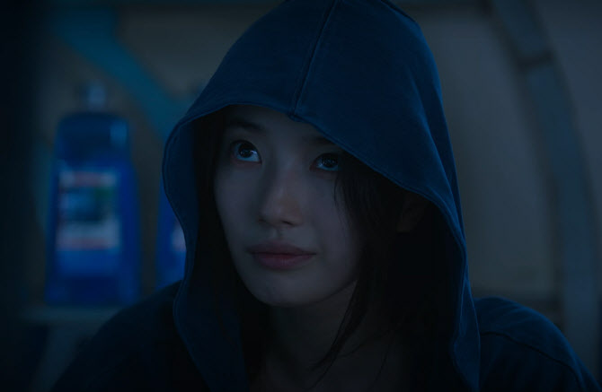 차원이 다른 연기를 보여준 기가영 역할의 수지님