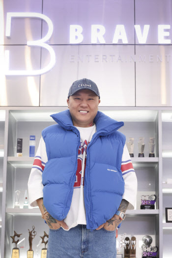 '짧은 치마' 역주행에 용형 반응 "11년 지났는데…기억해주셔서 감사"(인터뷰)