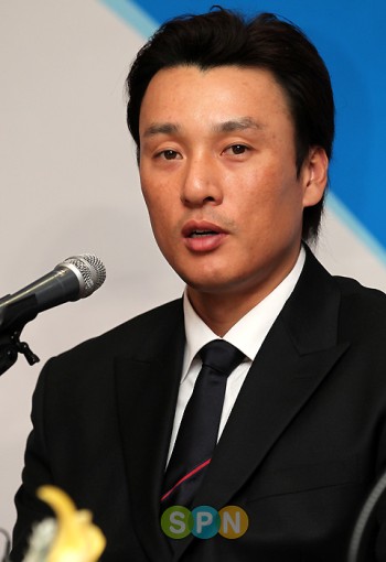 이승엽 `김태균과 경쟁하겠다`                                                                                                                                                                      