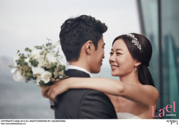 안선영 결혼 사진, 남편과 아름다운 포옹                                                                                                                                                                  