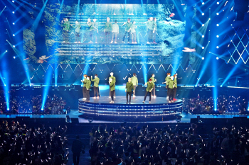  엑소, 일본 이벤트.. 으르렁-마마 등 '히트곡 퍼레이드'                                                                                                                                   