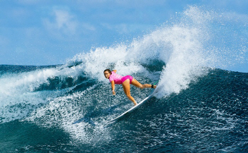 피지 서핑 대회, `여성 서퍼의 매력은?`                                                                                                                                                             