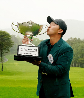  김홍택 '이보다 짜릿할 수 없다'                                                                                                                                                         