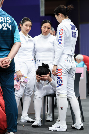 아쉬운 여자 펜싱 대표팀                                                                                                                                                                                 