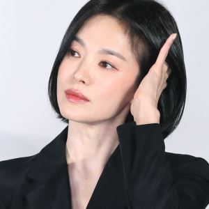 '검은 수녀들' 송혜교                                                                                                                                                                          