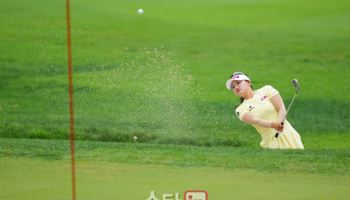 노승희,노련하고 정확한 벙커샷