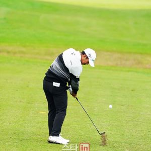 [포토] 문도엽, 짧은 웨지 플레이가 승부를 좌우한다