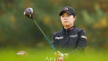 끝까지 1위 지킨 홍정민, 생애 첫 상금왕 등극..공동 다승왕까지 2관왕