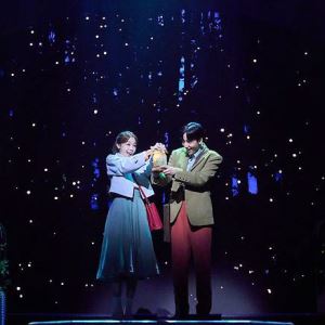 '토니상' 찍고 돌아온 창뮤의 저력… '어쩌면 해피엔딩'[별의별 리뷰]