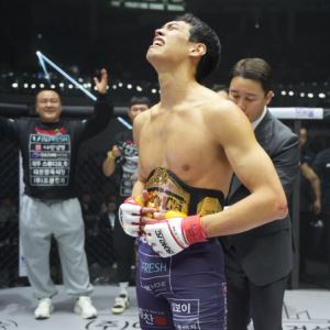 '엘리트 킥복서' 윤태영, 화끈한 KO로 로드FC 웰터급 챔피언 등극