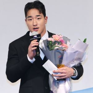 안현민-구자욱-레이예스, 골든글러브 외야수 부문 수상