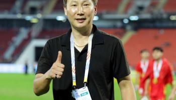'동남아 3관왕' 김상식 감독 "마법은 없다…선수들의 노력이 만든 기적"