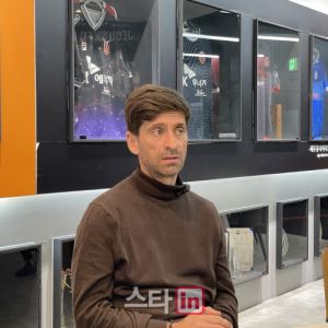 세르지우 "신체·전술·정신단련 모두 가능…축구선수에 공 뺏을 이유 없어"