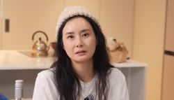 싱글 아니다…배우 최정윤, 5살 연하 사업가와 재혼 발표