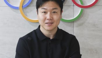 "눈 없는 나라서도 꿈꾸도록…스포츠 불모지 청소년 기회의 문 넓힐 것"