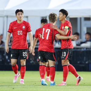 "한국, 조 2위 통과할 것... 체코전 측면 수비 신경 써야"
